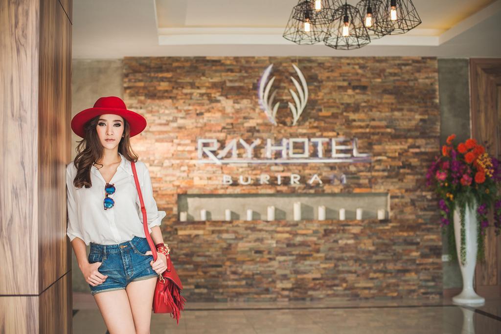 Ray Hotel Μπούρι Ραμ Εξωτερικό φωτογραφία